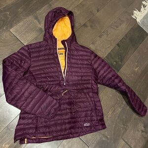 STIO pinion Women's Purple Jacket with Orange Lining size large